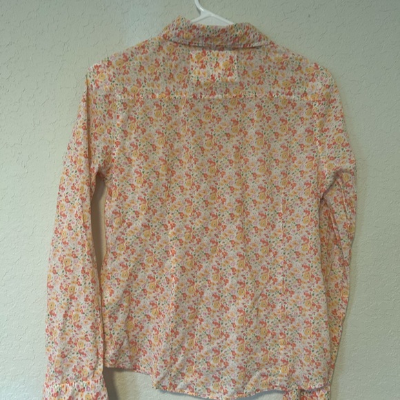 Aeropostale Women’s Floral Pintuck Button-Up Shirt - Breathable, Spring Blouse - Picture 4 of 6